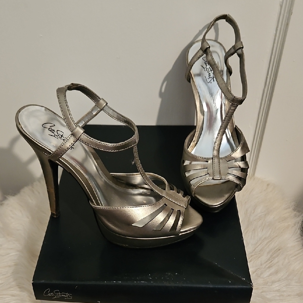 City Streets Pewter Heels Strappy Design Stiletto Size 6